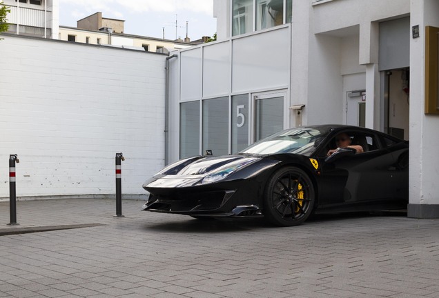 Ferrari 488 Pista