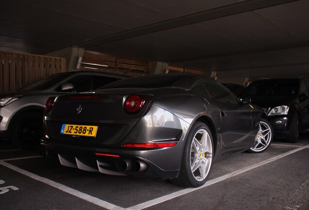 Ferrari California T