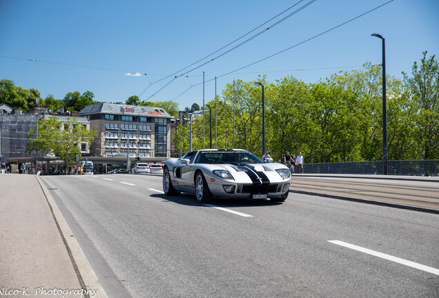 Ford GT