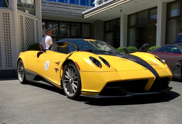 Pagani Huayra Roadster