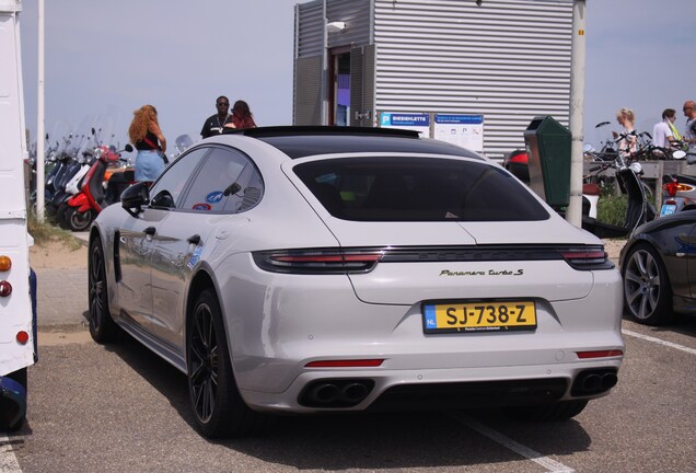 Porsche 971 Panamera Turbo S E-Hybrid Executive