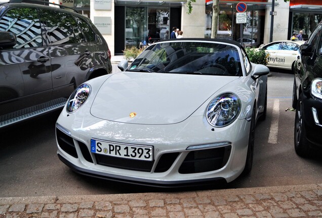 Porsche 991 Carrera 4 GTS Cabriolet MkII