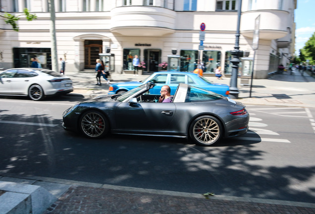 Porsche 991 Targa 4 GTS MkII Exclusive Manufaktur Edition