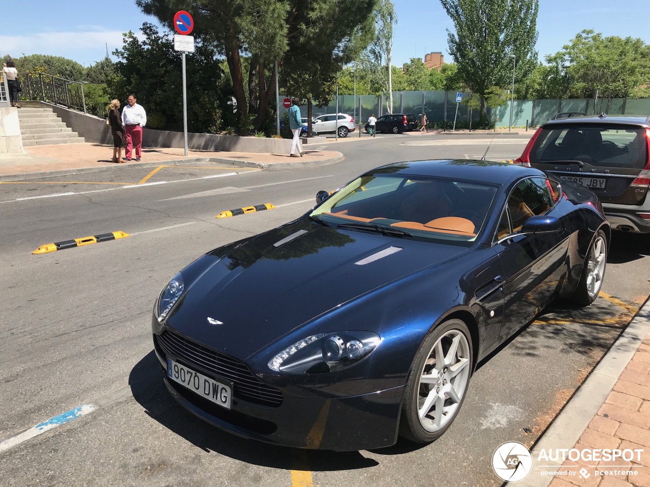 Aston Martin V8 Vantage