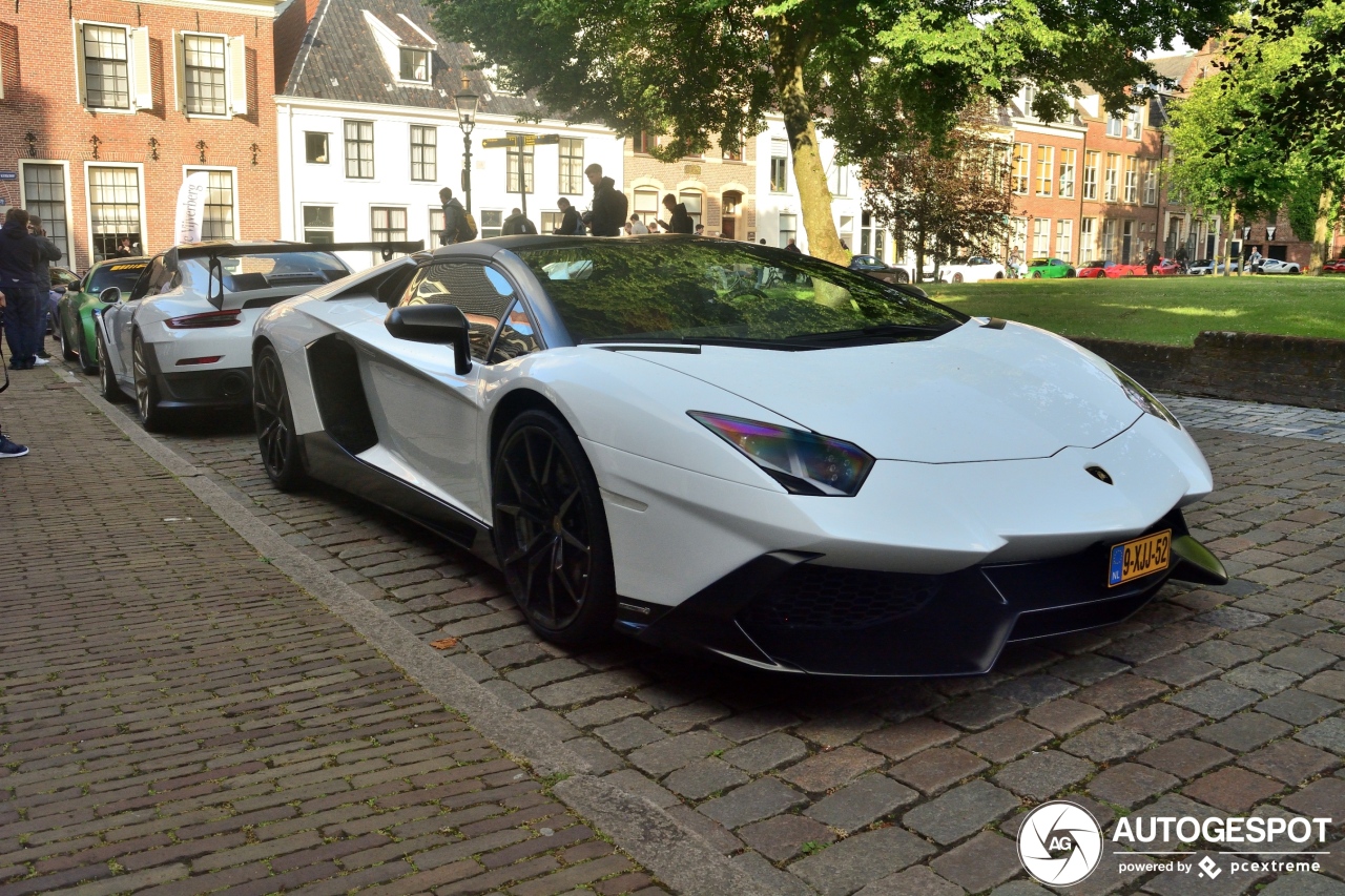 Lamborghini Aventador LP720-4 Roadster 50° Anniversario