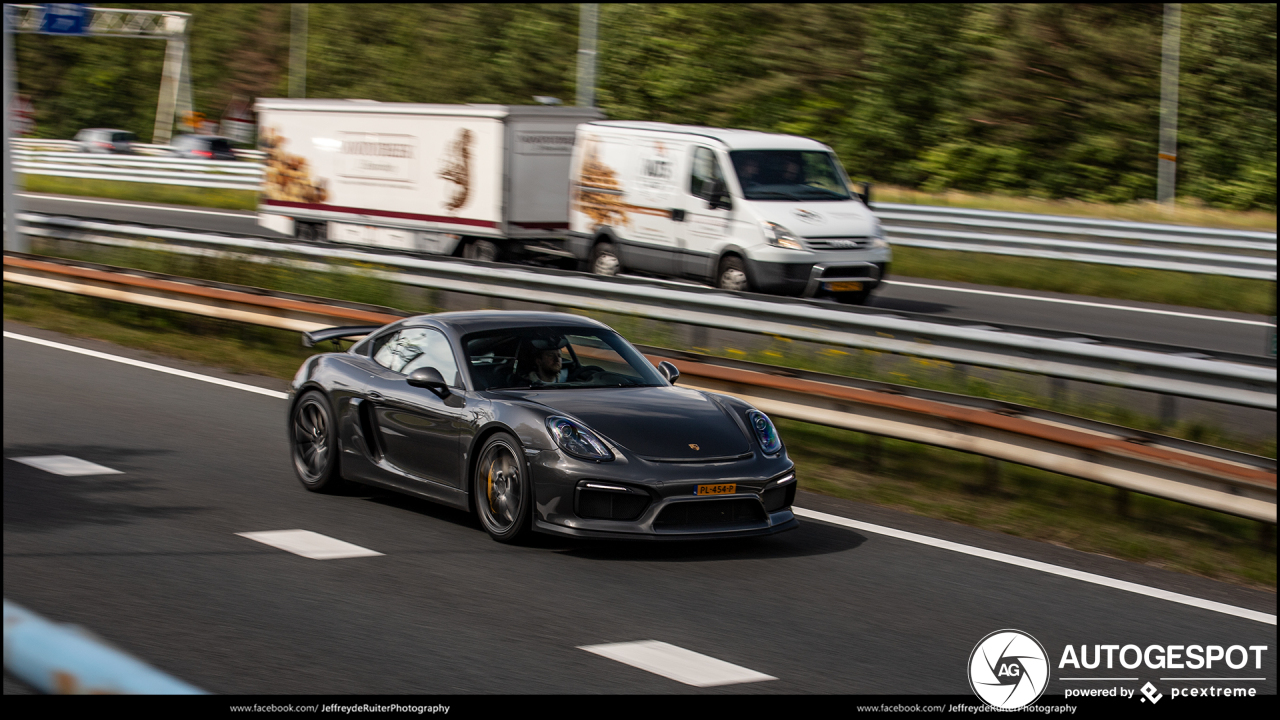 Porsche 981 Cayman GT4