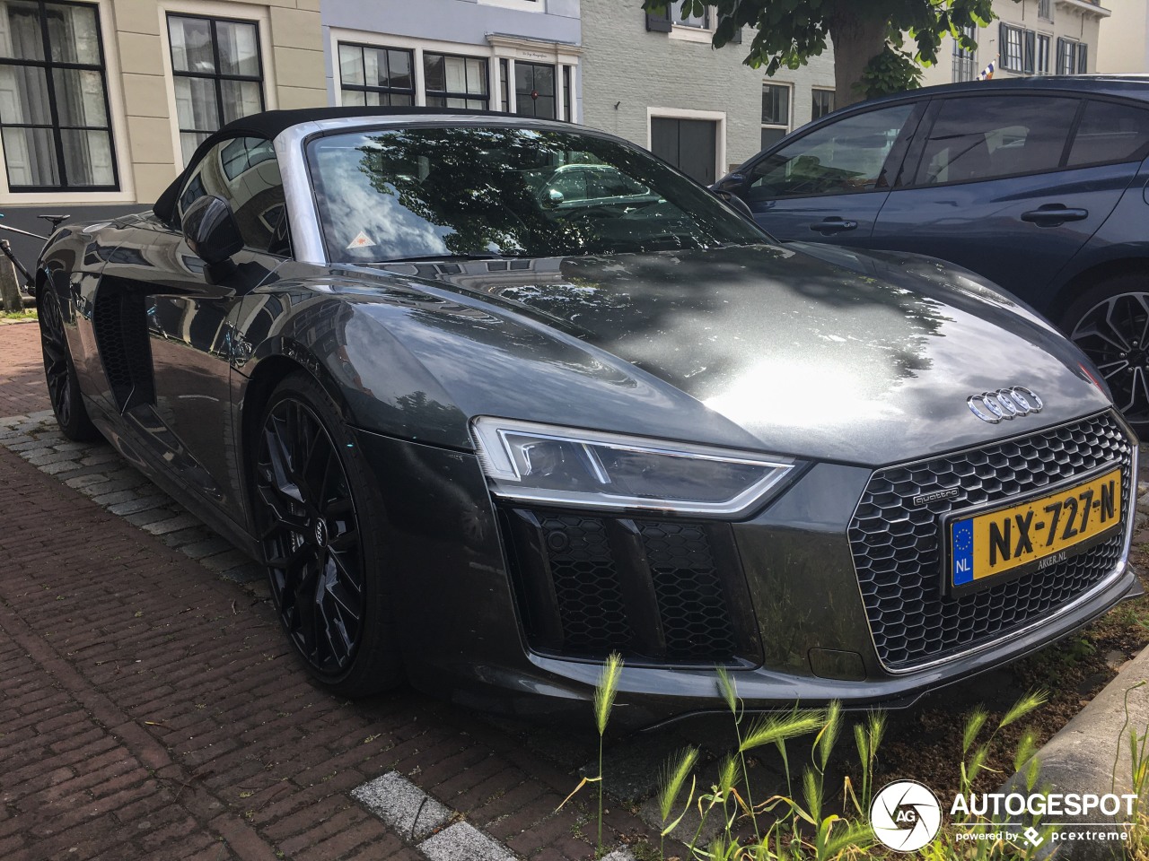 Audi R8 V10 Spyder 2016