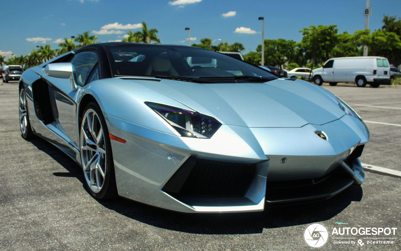 Lamborghini Aventador LP700-4 Roadster