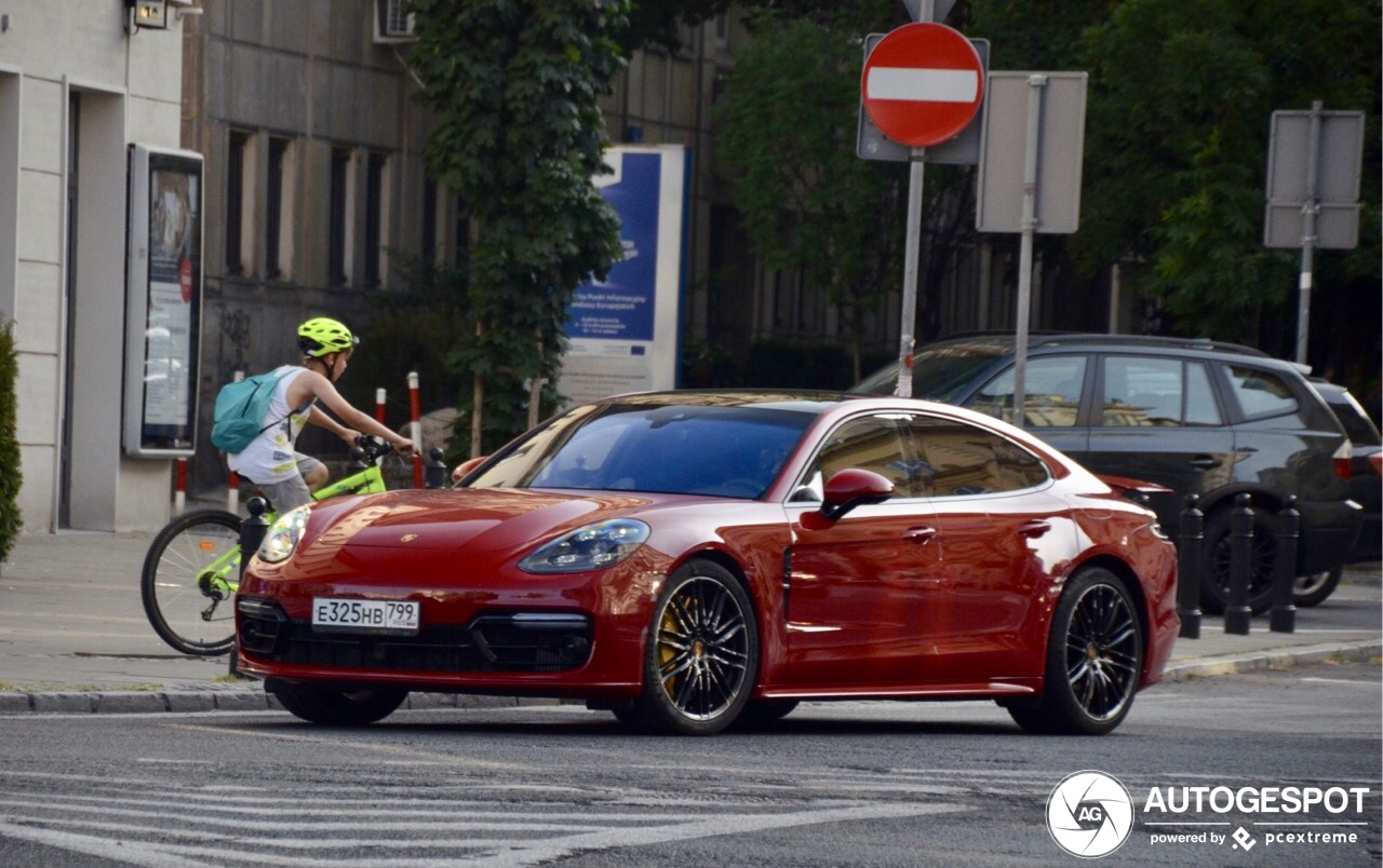 Porsche 971 Panamera Turbo S E-Hybrid