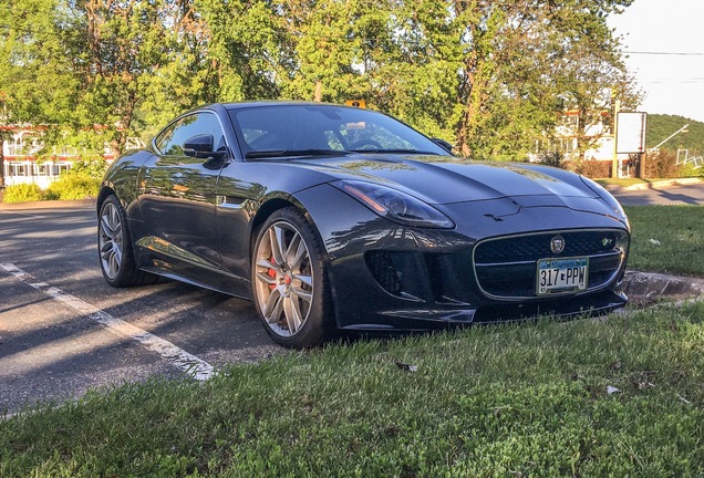 Jaguar F-TYPE R Coupé