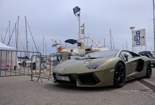 Lamborghini Aventador LP700-4