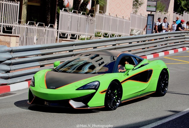 McLaren 570S