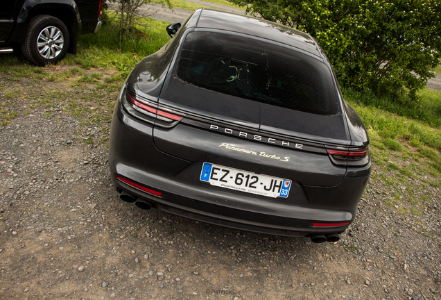 Porsche 971 Panamera Turbo S E-Hybrid