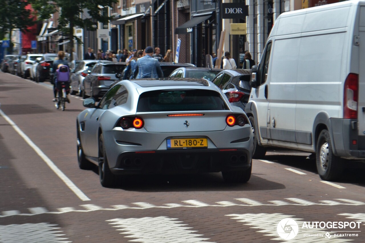 Ferrari GTC4Lusso