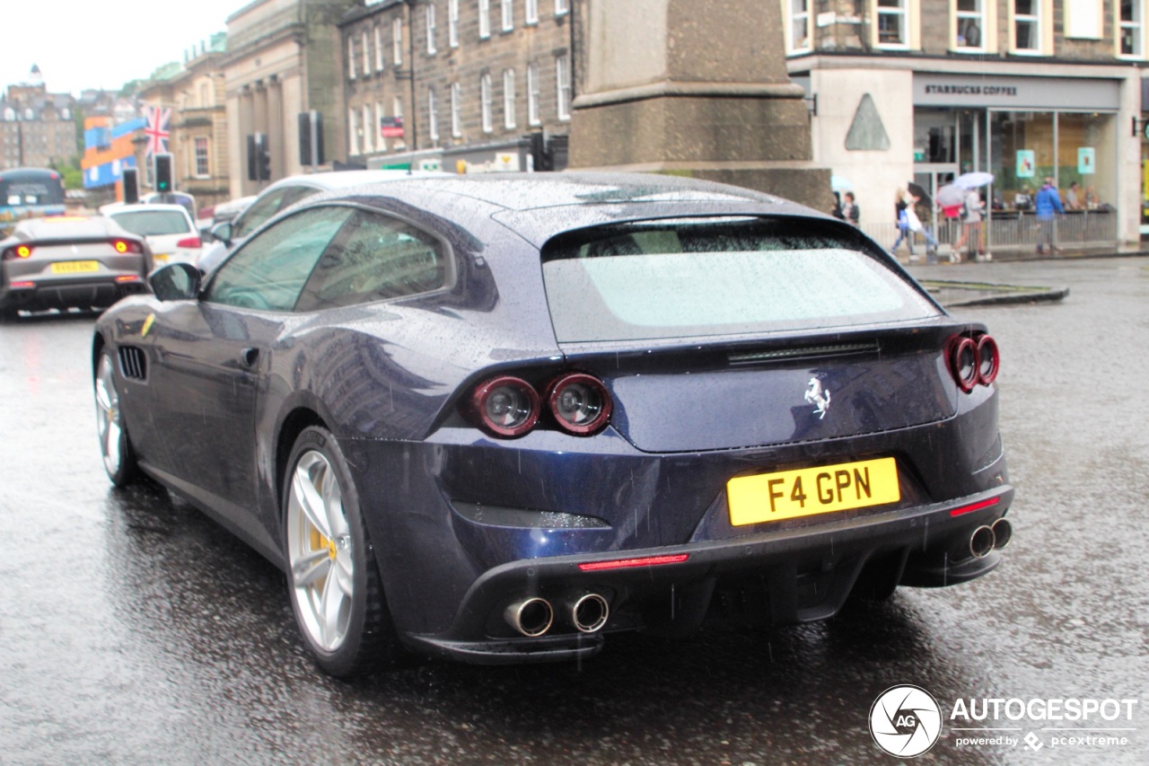 Ferrari GTC4Lusso