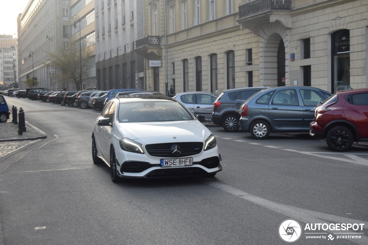 Mercedes-AMG A 45 W176 2015