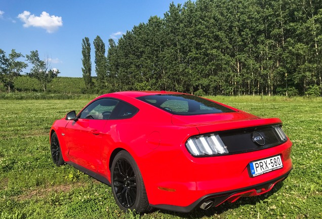 Ford Mustang GT 2015