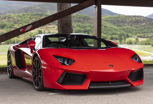 Lamborghini Aventador LP700-4 Roadster