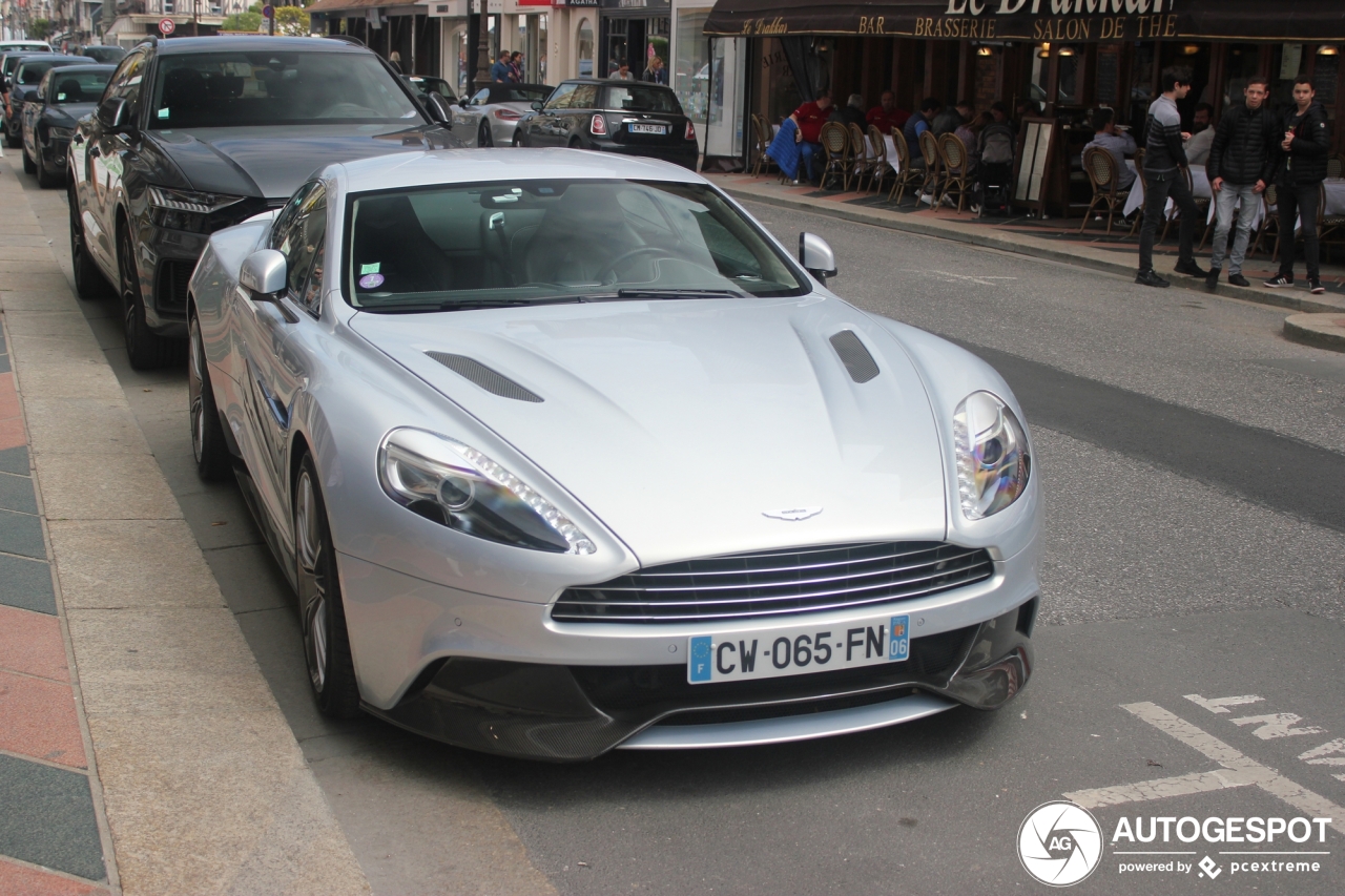 Aston Martin Vanquish 2013