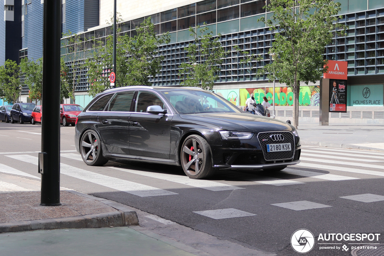 Audi RS4 Avant B8