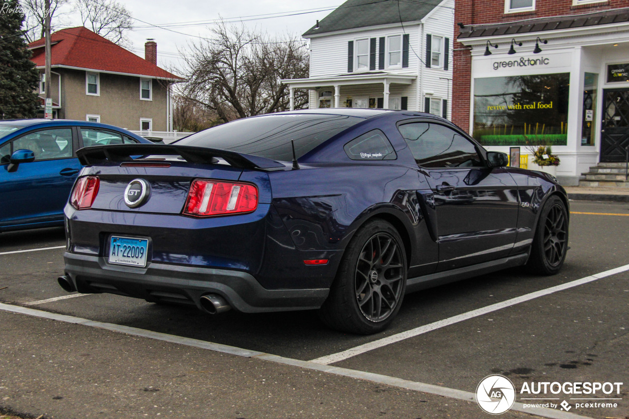 Ford Mustang GT 2011