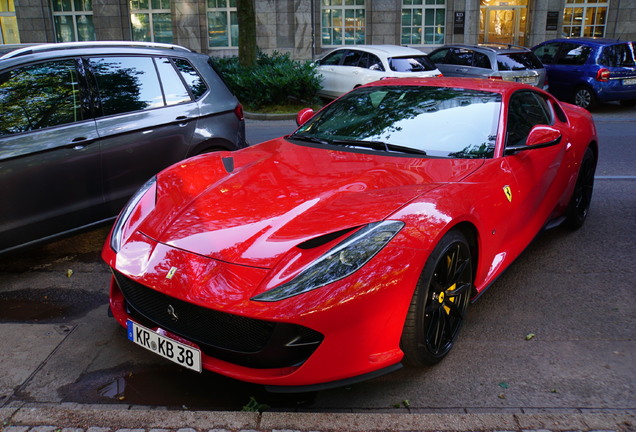 Ferrari 812 Superfast