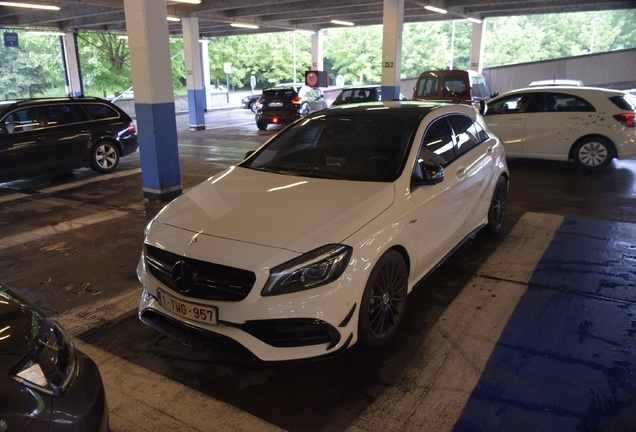 Mercedes-AMG A 45 W176 2015