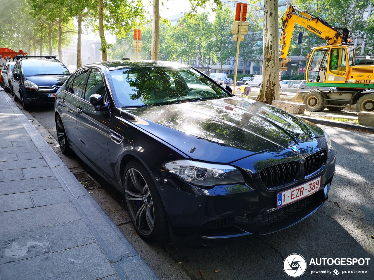 BMW M5 F10 2011