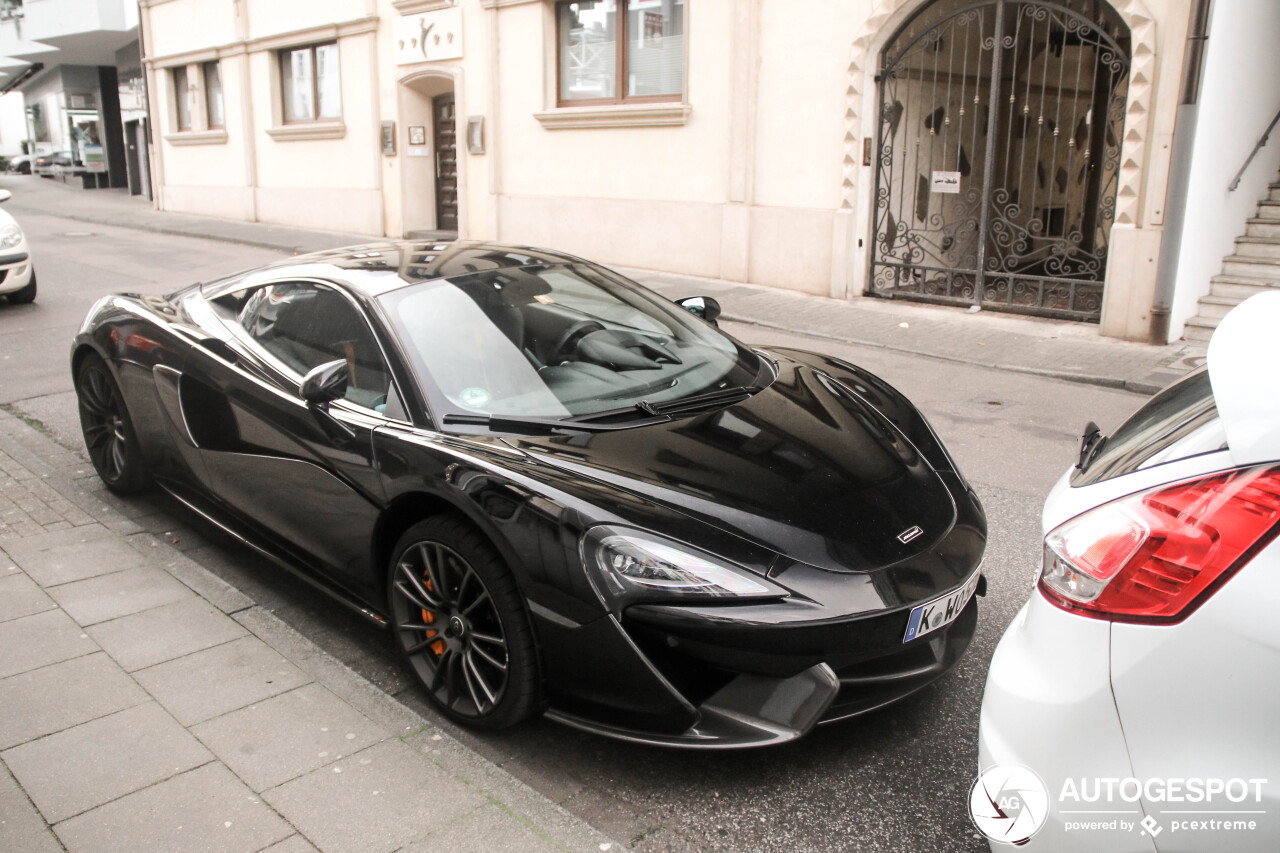 McLaren 570S