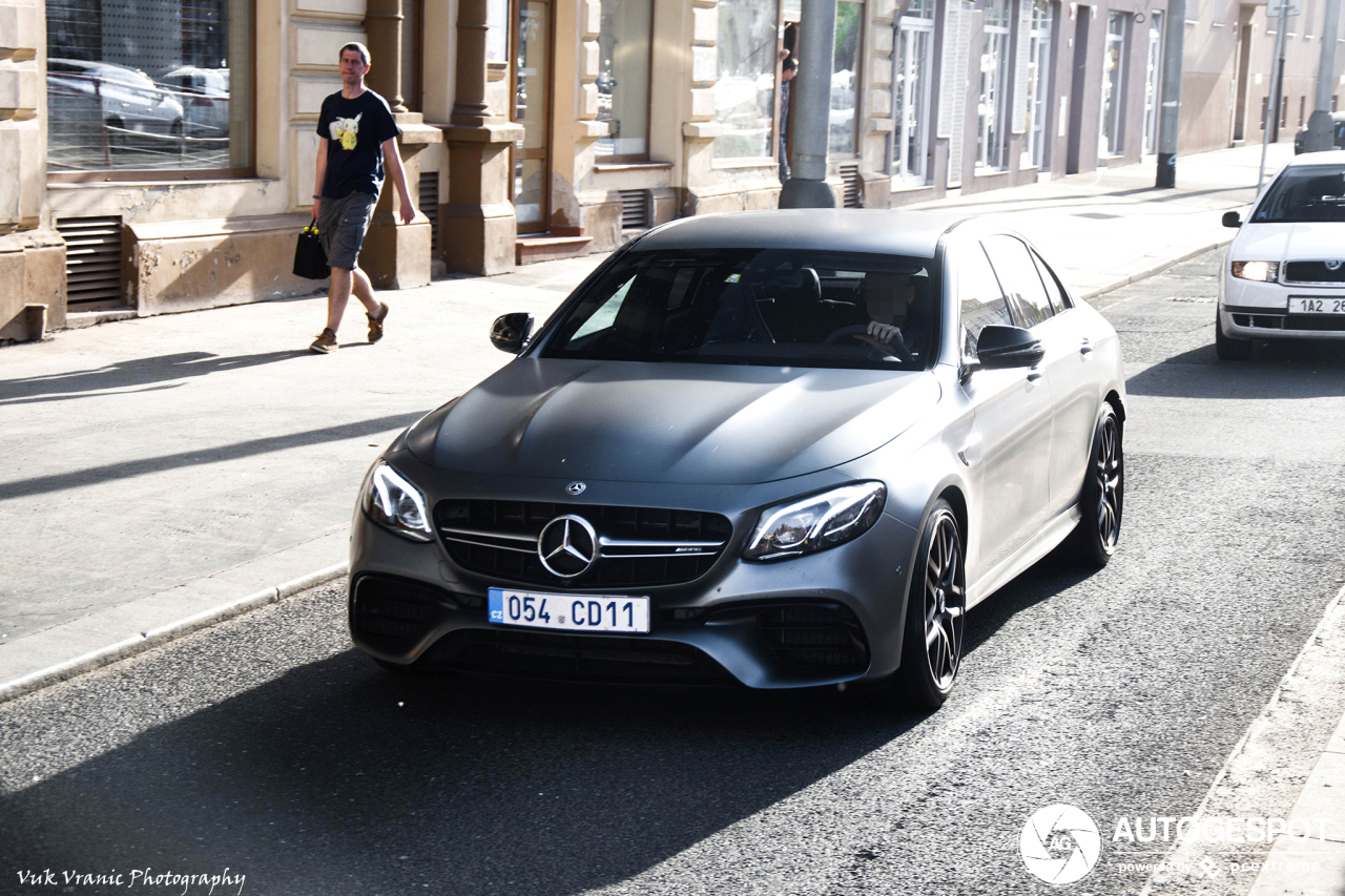 Mercedes-AMG E 63 S W213