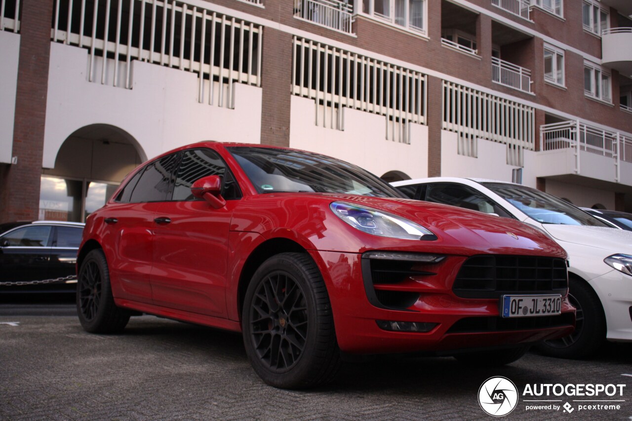 Porsche 95B Macan GTS