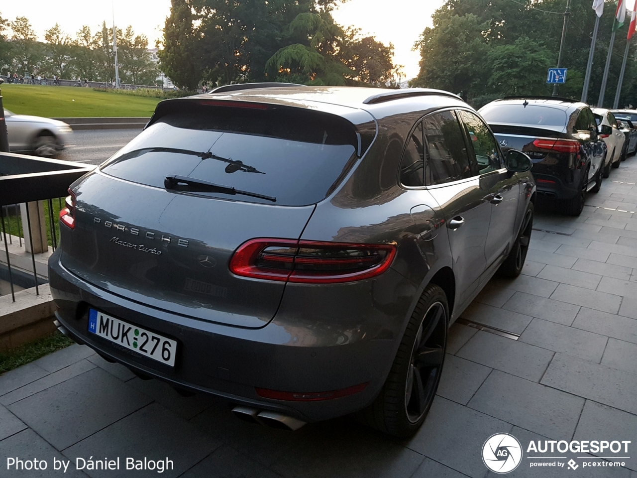 Porsche 95B Macan Turbo