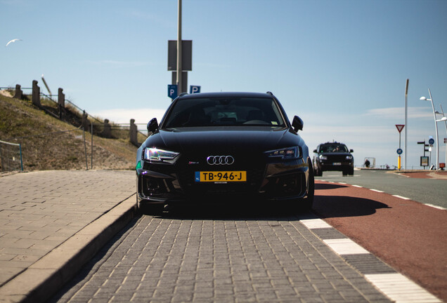 Audi RS4 Avant B9