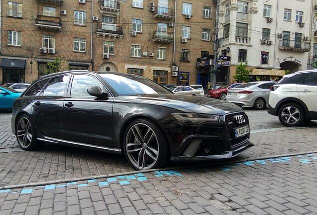 Audi RS6 Avant C7 2015