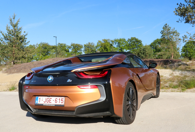 BMW i8 Roadster