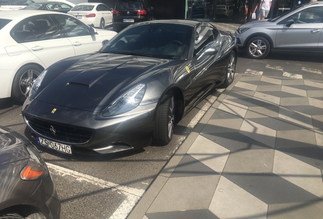 Ferrari California