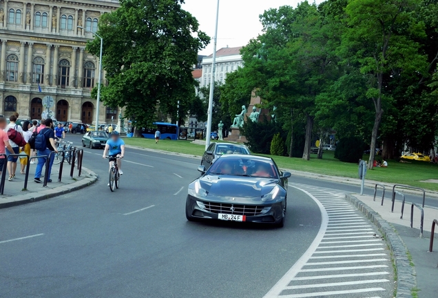 Ferrari FF