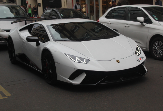 Lamborghini Huracán LP640-4 Performante