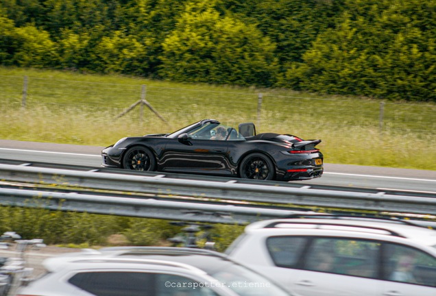 Porsche 992 Carrera 4S Cabriolet