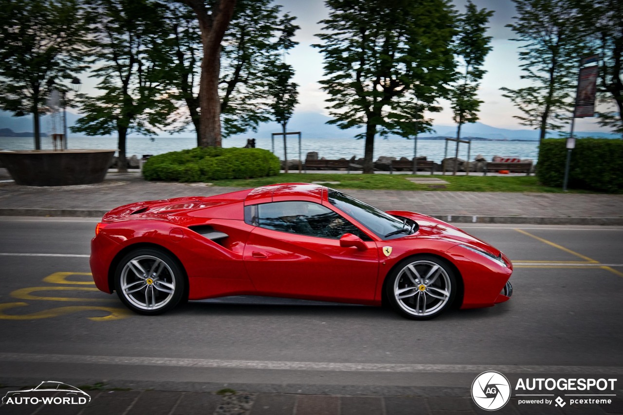 Ferrari 488 Spider