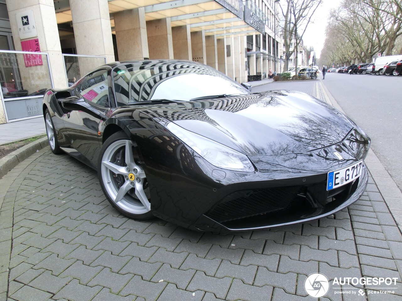 Ferrari 488 Spider