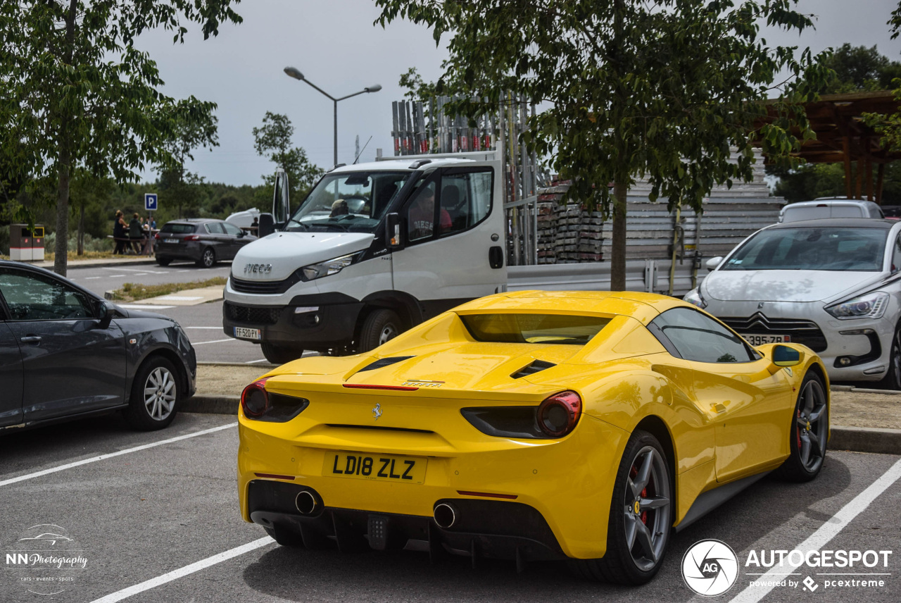 Ferrari 488 Spider