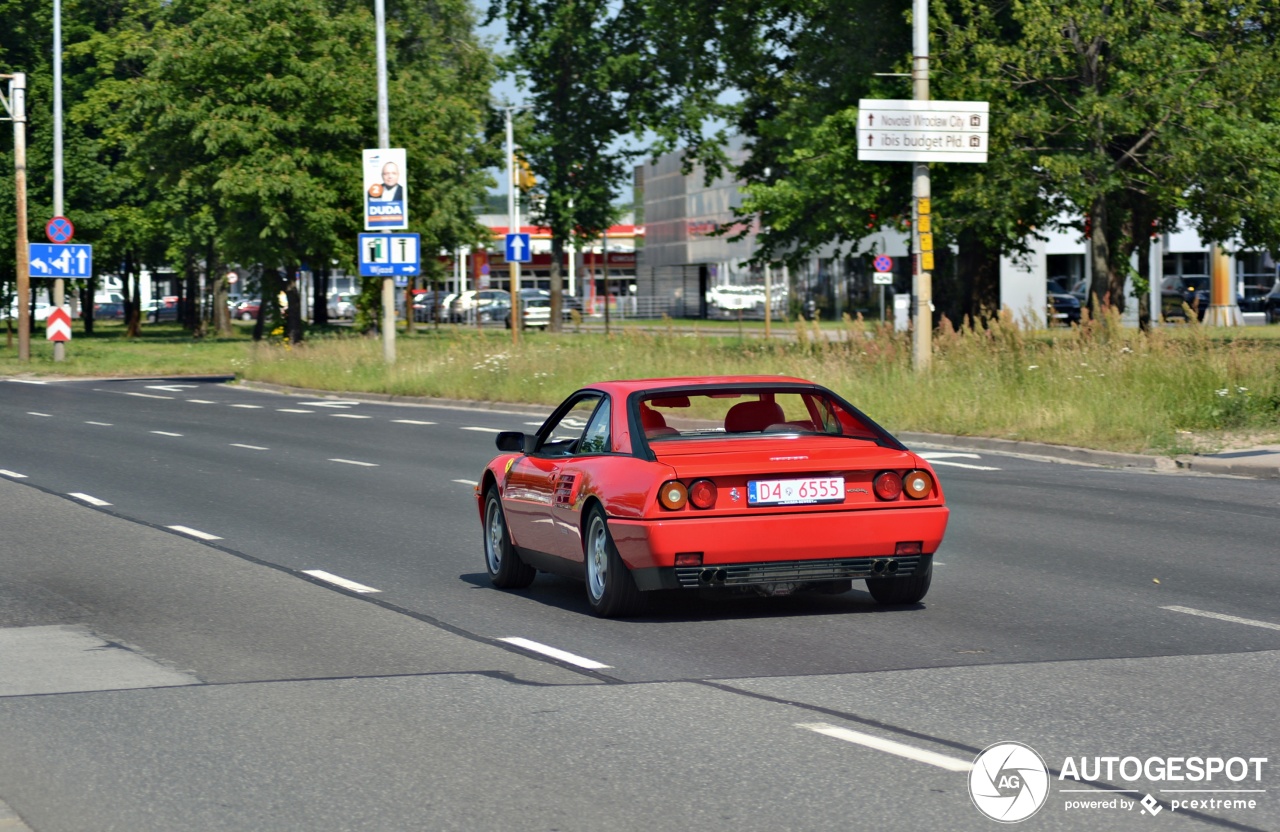 Ferrari Mondial T