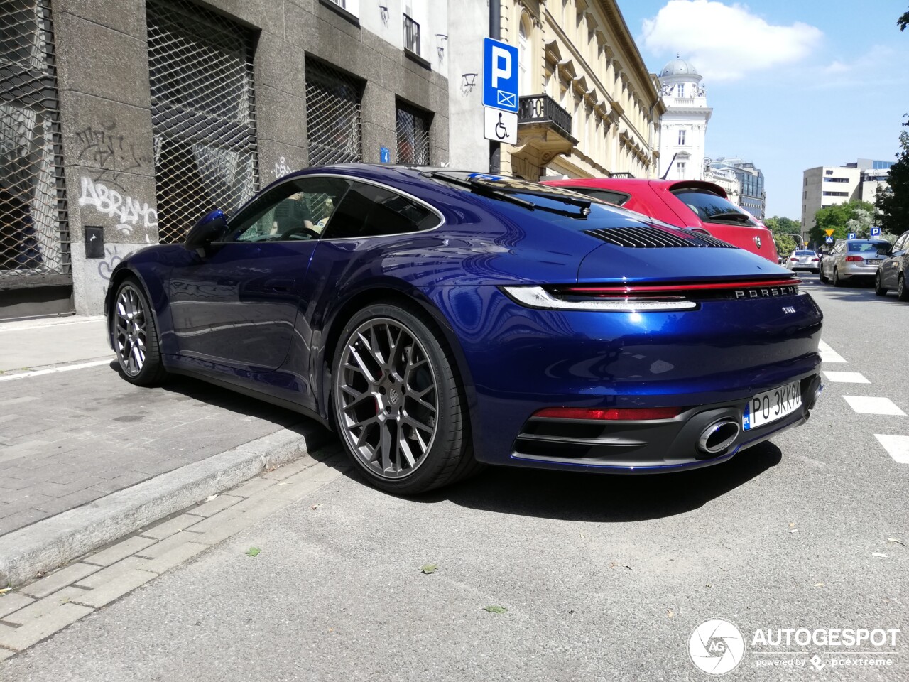 Porsche 992 Carrera 4S