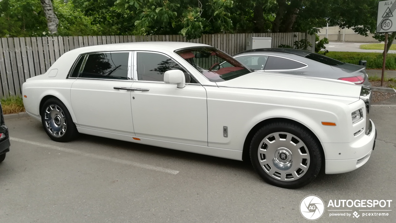 Rolls-Royce Phantom EWB Series II