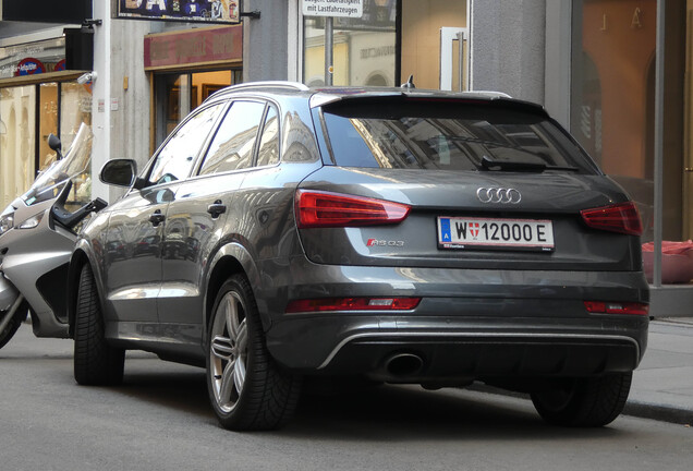 Audi RS Q3 2015