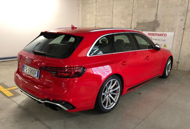 Audi RS4 Avant B9