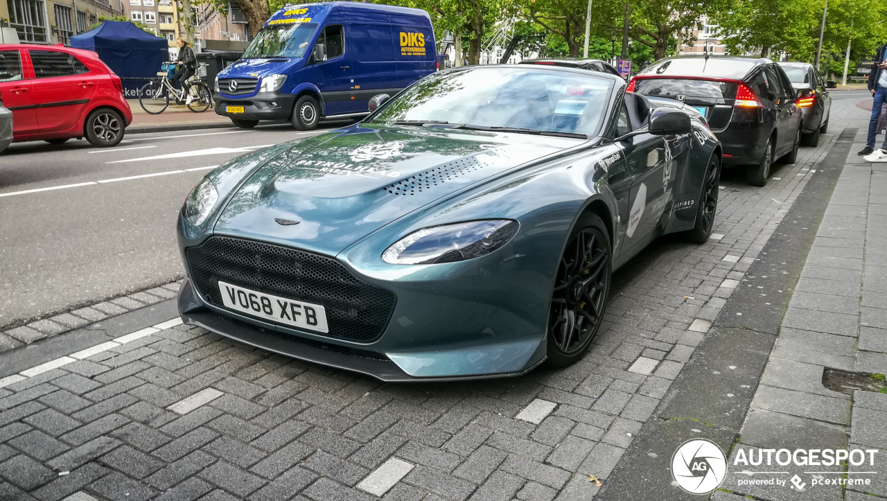 Aston Martin V12 Vantage V600 Roadster