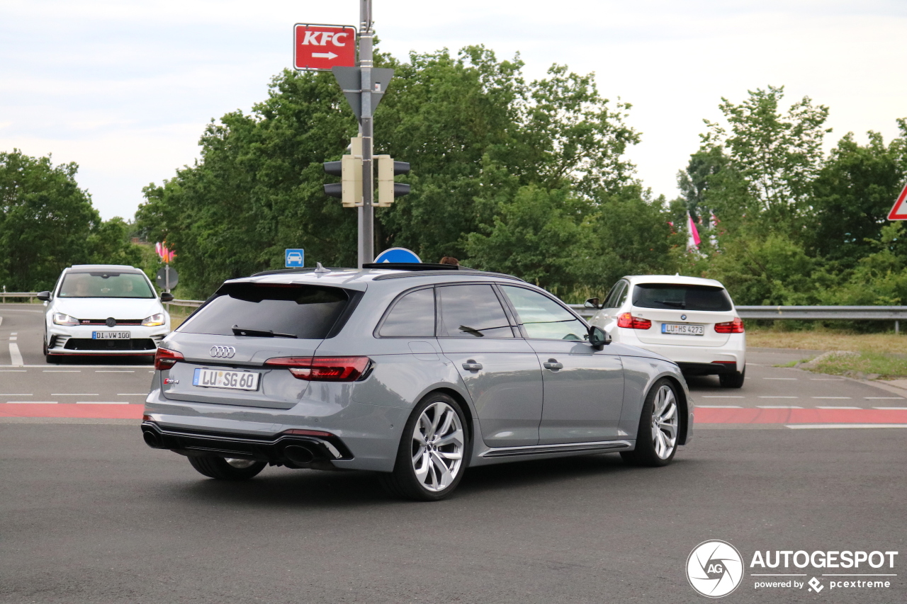 Audi RS4 Avant B9