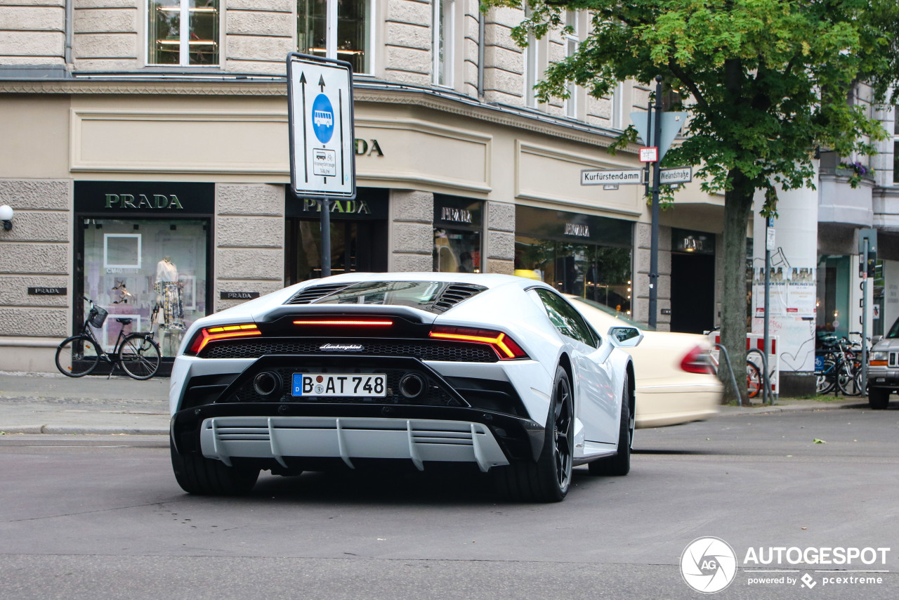 Lamborghini Huracán LP640-4 EVO